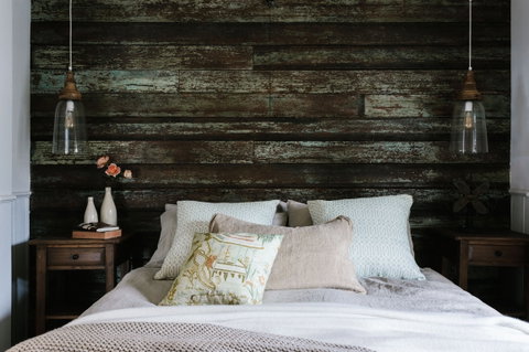 Acre Of Roses - Accommodation Rockhampton 2