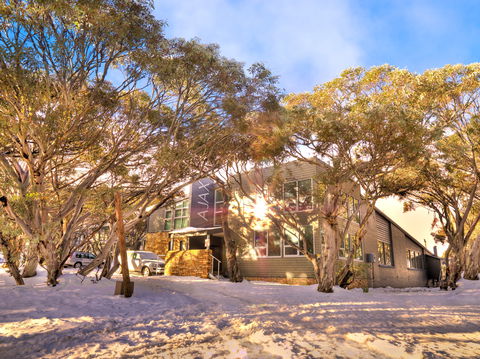 Ajax Ski Club - Accommodation Rockhampton 0