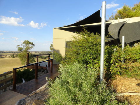 Down To Earth Farm Retreat - Accommodation Rockhampton 2