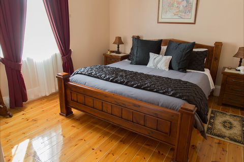McKinley's Rest - Accommodation Rockhampton 1