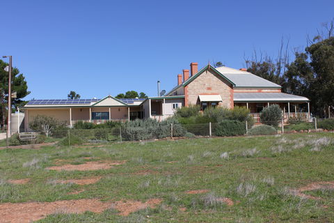 Peggy's Retreat - Accommodation Rockhampton 0