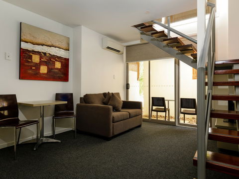 The Waterloo Bay Hotel - Accommodation Rockhampton 5