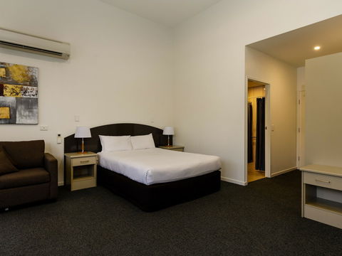 The Waterloo Bay Hotel - Accommodation Rockhampton 6