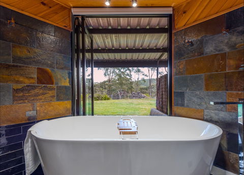 Waterfall Springs Retreat And Wildlife Sanctuary - Accommodation Rockhampton 7