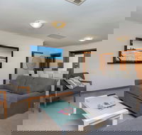 30 Strangways - Accommodation Rockhampton