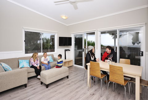 NRMA Portland Bay Holiday Park - Accommodation Rockhampton 2