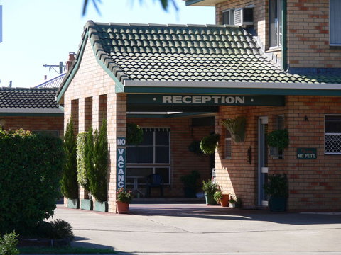 Squatters Homestead Motel - Accommodation Rockhampton 1