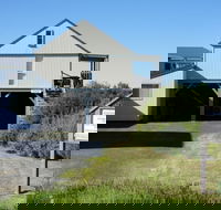 Angler's Arms and Fisherman's Cottage - Accommodation Rockhampton