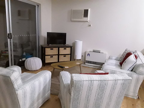 Bay Bell Cottage - Accommodation Rockhampton 2