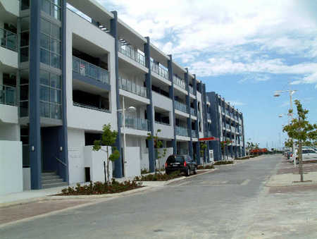Crest Del Mar Apartments - Accommodation Rockhampton 2