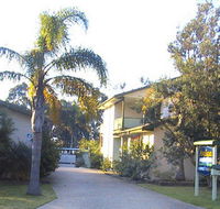Avalon Holiday Units - Accommodation Rockhampton