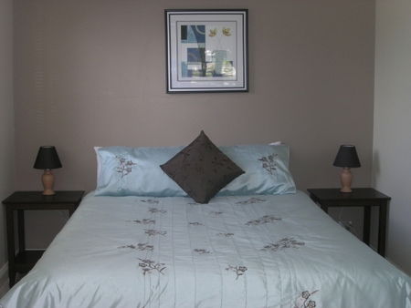 Lilacs Waterfront Villas And Cottages - Accommodation Rockhampton 5