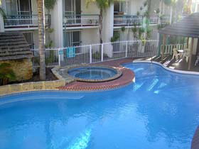 Comfort Inn Crest Mandurah Motel & Apartments - Accommodation Rockhampton 0