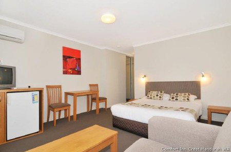 Comfort Inn Crest Mandurah Motel & Apartments - Accommodation Rockhampton 2