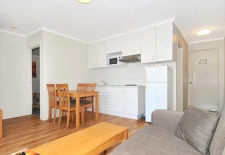 Comfort Inn Crest Mandurah Motel & Apartments - Accommodation Rockhampton 3