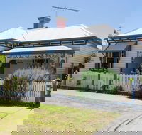 Abaleen House