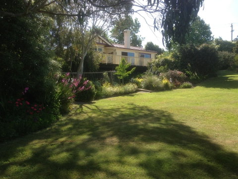 Beauty Point Cottages - Accommodation Rockhampton 2