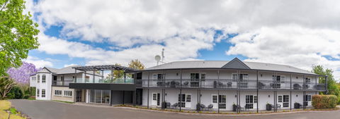 Clouds Montville - Accommodation Rockhampton 0