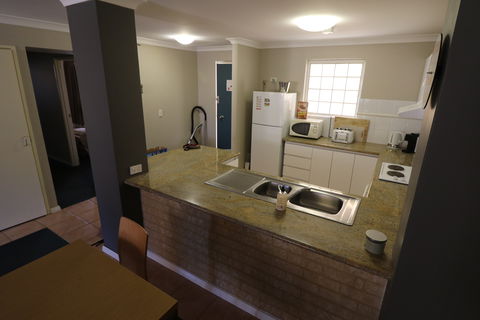 Hillary's Apartment - Accommodation Rockhampton 1