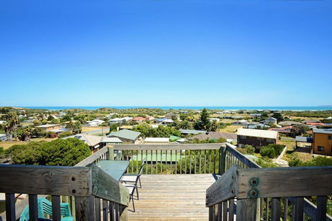 3 Henley Street - Goolwa Beach - Accommodation Rockhampton 0