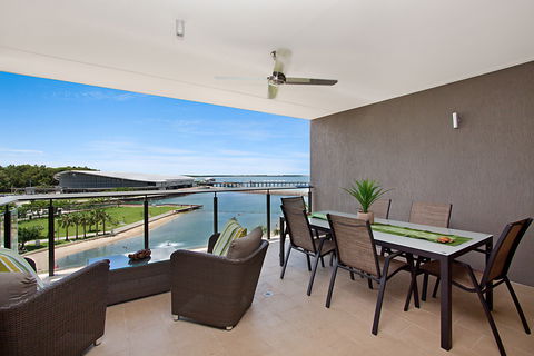 Akuna Waterfront - Accommodation Rockhampton 1