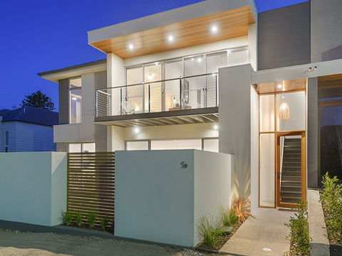 Atlantis - Accommodation Rockhampton 0