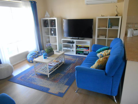 At The Beach - Accommodation Rockhampton 2