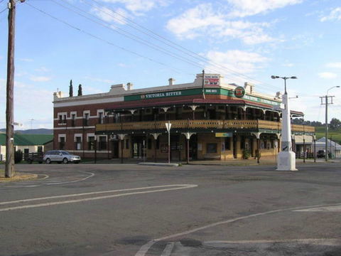 Bank Hotel - Accommodation Rockhampton 0