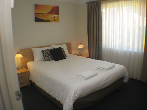 Beaches Serviced Apartments - Accommodation Rockhampton 1