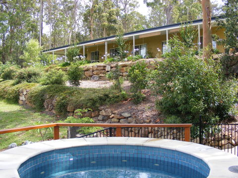 Bed And Breakfast At Wallaby Ridge - Accommodation Rockhampton 0