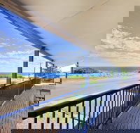 Century 21 SouthCoast Beach House at Moana - Accommodation Rockhampton