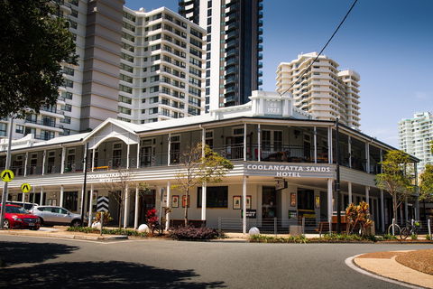 Coolangatta Sands Hotel - Accommodation Rockhampton 0