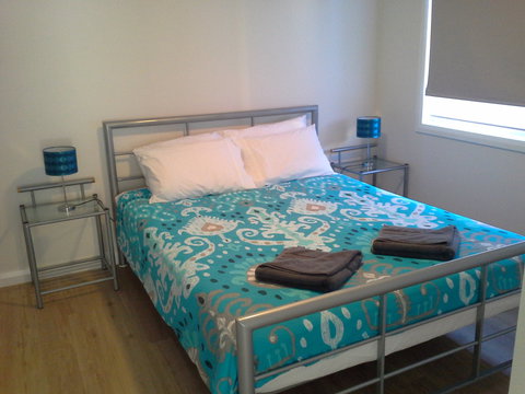 Cozzys Condo Luxury Beach House - Accommodation Rockhampton 1