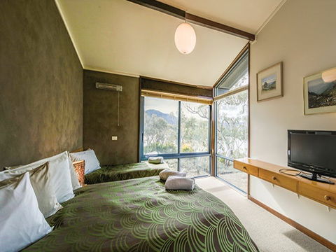 Creel Lodge - Accommodation Rockhampton 1
