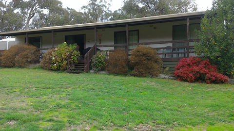 Emerald Park Holiday Farm - Accommodation Rockhampton 0