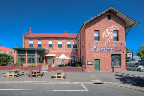 Holgate Hotel - Accommodation Rockhampton 0