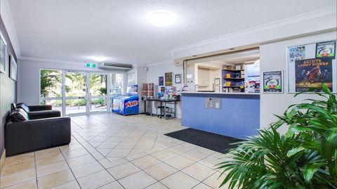 Mari Court Resort - Accommodation Rockhampton 2