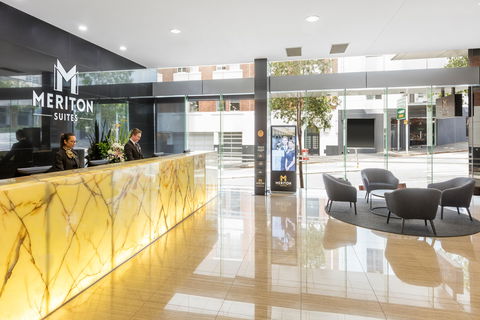 Meriton Suites Adelaide Street, Brisbane - Accommodation Rockhampton 1