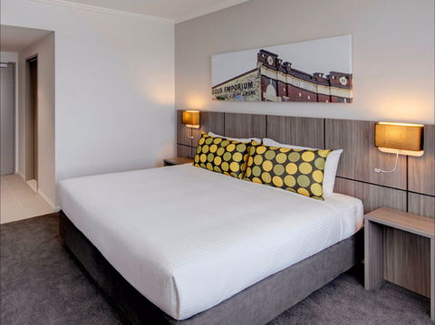Travelodge Hotel Bankstown Sydney - Accommodation Rockhampton 1