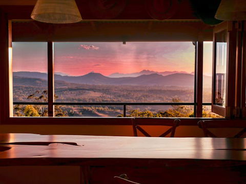 The Eagles Nest Accommodation Scenic Rim, QLD - Accommodation Rockhampton 1