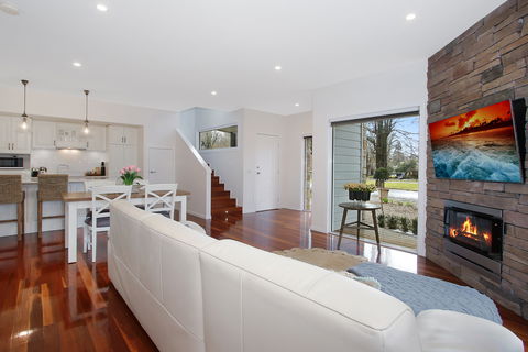 Beyond Bliss Guesthouse Two - Accommodation Rockhampton 0