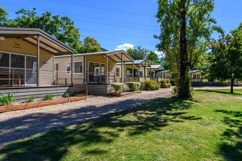 Bright Riverside Holiday Park - Accommodation Rockhampton 2