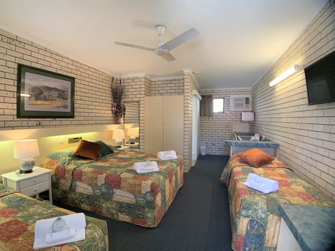 Cara Motel - Accommodation Rockhampton 1