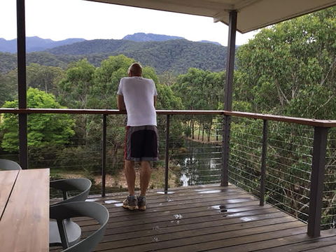 Dreaming Of The Buckland - Accommodation Rockhampton 0