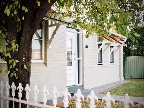 Gipps Street Cottage - Open - Accommodation Rockhampton 1