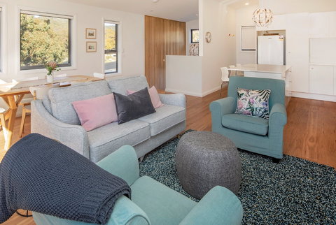 Grasmere Chalet - Accommodation Rockhampton 1