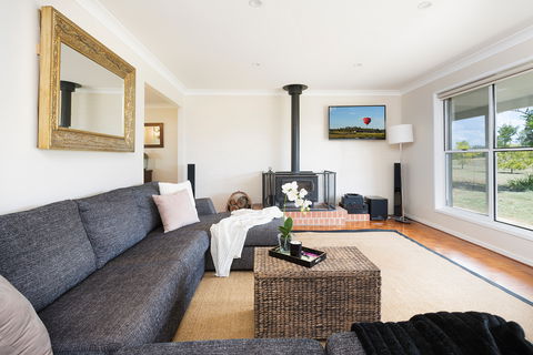 Hillcrest House - Accommodation Rockhampton 1