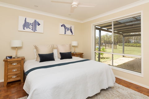 Hillcrest House - Accommodation Rockhampton 2