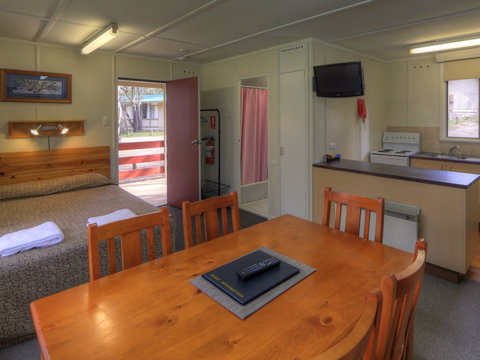 Kosciuszko Tourist Park - Accommodation Rockhampton 2