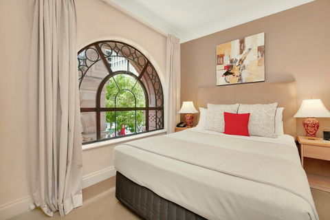 Manor Apartment Hotel - Accommodation Rockhampton 1
